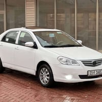 ٢٠١٣ • قير عادي • سلايد وكاميرا