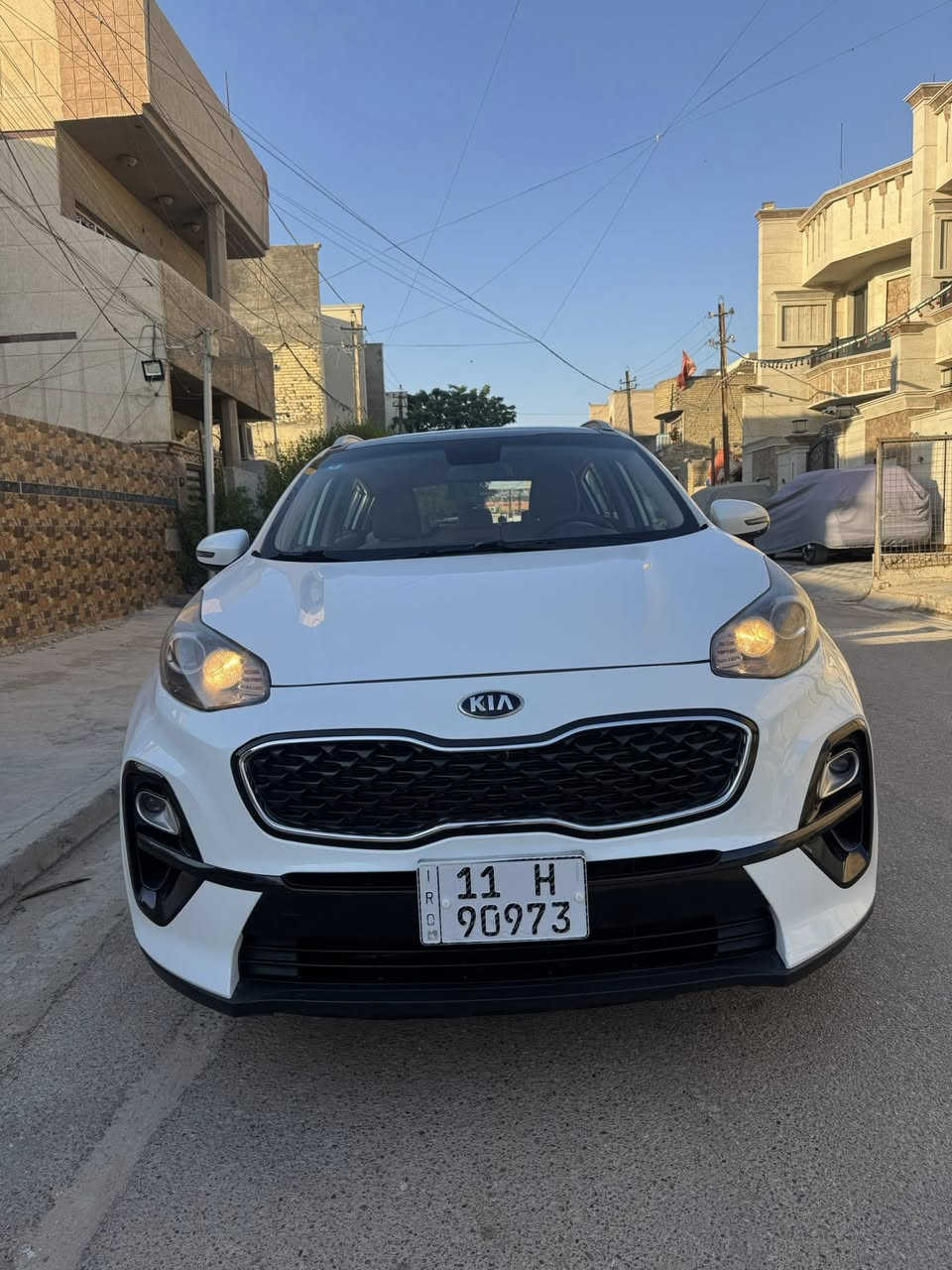 السلام عليكم كيا سبورتج 2020 خليجي كفاله عامه من الضربه والصبغ والبارد رقم بغداد بأسمي 
مكينه كير ع وضع الشركه
بانوراما 
مكينه 2000 دوش
ماشيه 69 الف 
 قطعتين تبريد 
تخم تاير 5 ويل كب 
تحكم استيرن حساس امامي خلفي
مانع أنزلاق 3 انظمه قياده
بغداد الرصافه 
***********
