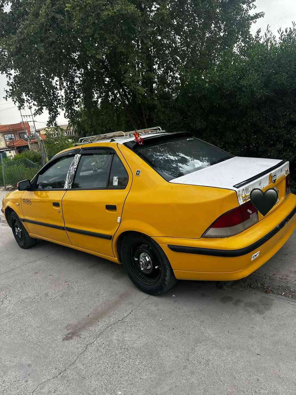 مكلف بل نشر للبيع سمند موديل 2011 سياره رقم بغداد سنويه بسمي  دفتر بانزين محرك كير خير من الله السعر 42وبيه مجال للطيبين رقم ***********
