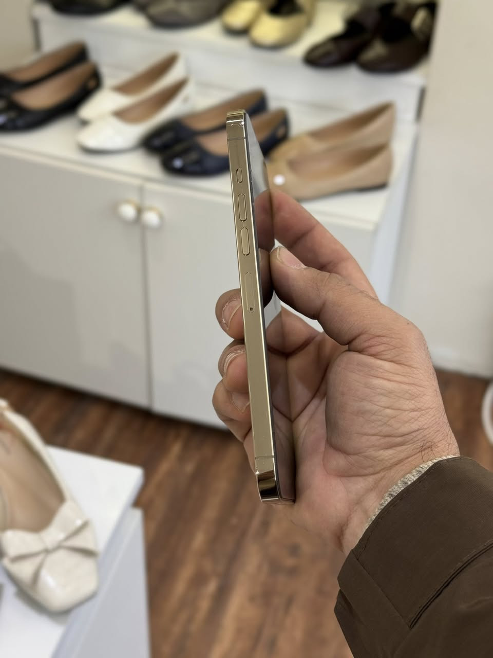 iPhone 13 Pro Max
الجهاز مامتعوب وكلش نظيف مامفتوح ولامبدل بي شي بلادي 

ذاكرته 256 

سعره 680 وبي مجال 

مكاني بابل 

استفسار اكثر خاص او 

***********
