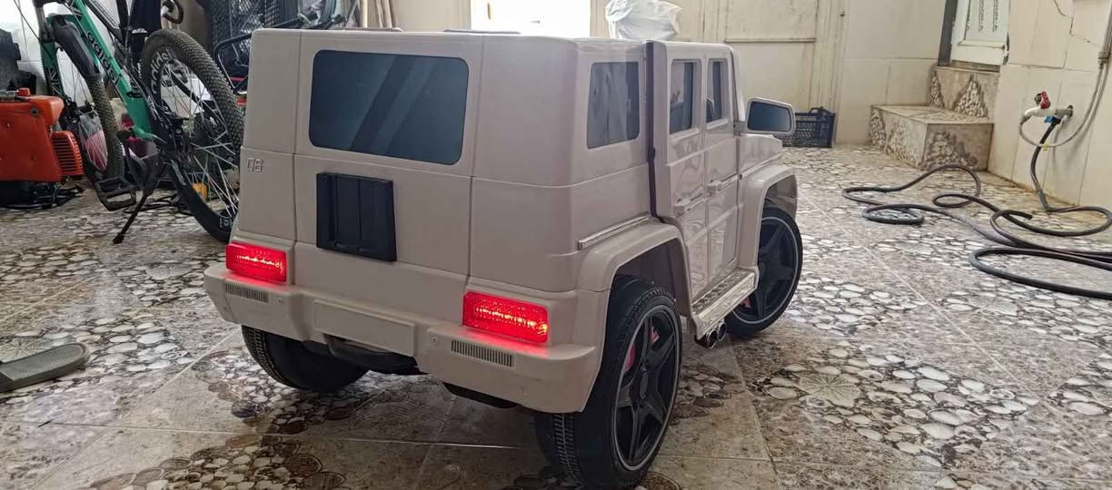 سەیارەی شەحنی منداڵان بێ عەیب زۆر کەم بەکارهاتوە وەك تازەوایە بی کیشەیە نرخی 90 هەزارو معامەلە 
*********** السليمانية, العراق
