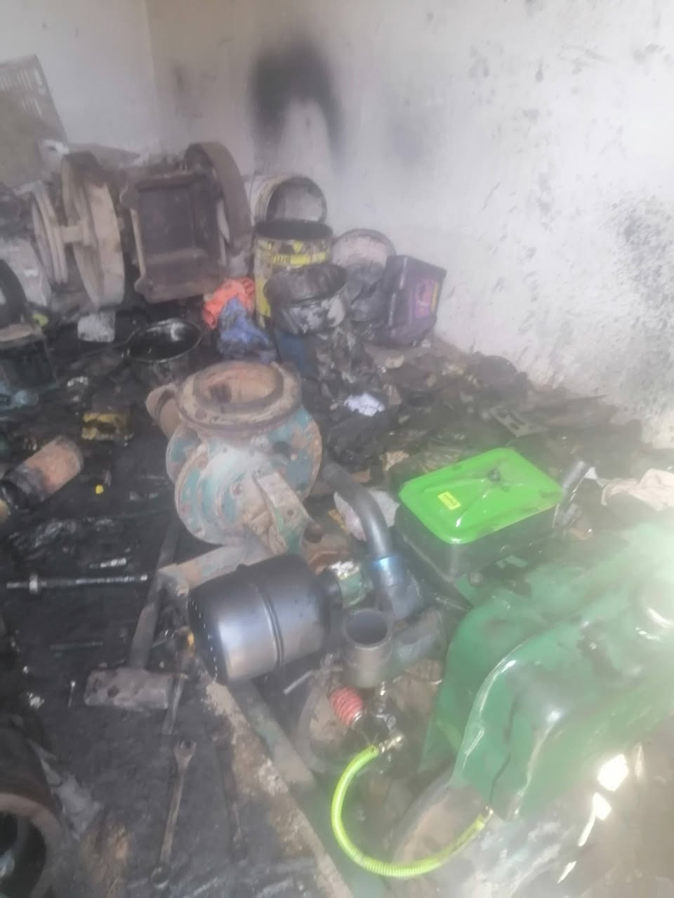 ماطور هندي 10حصان اوبكار للبيع ابو ال6 جاهز ديالى منطقة الكصيرين ***********
