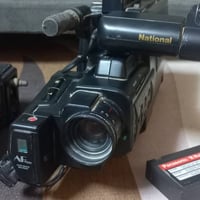 كامرة نشنل موديل قديم به عطل مع جهاز وبطاريه وتساب ٠٧٧٣٢٦٧٢١١٣