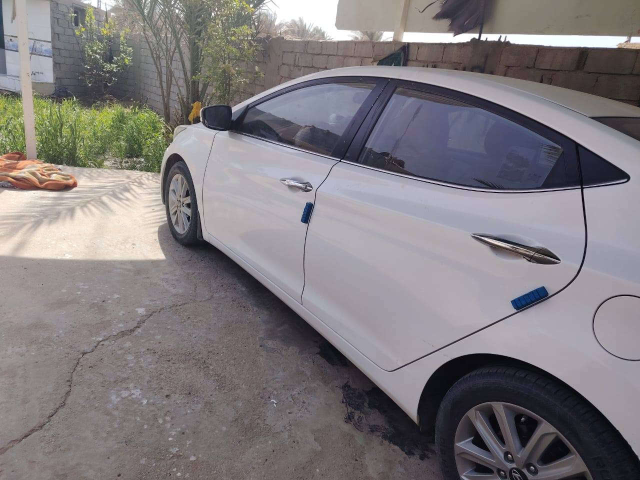 سلام عليكم النترا موديل ٢٠١٥ خليجي رقم قادسيه أنكليزي بسمي سياره حلوه فول مواصفات تبريد خلفي سوناره مرفق مع منشور مكان السياره بابل ابو غرق السعر ١٢٣ وبيه مجال ***********
