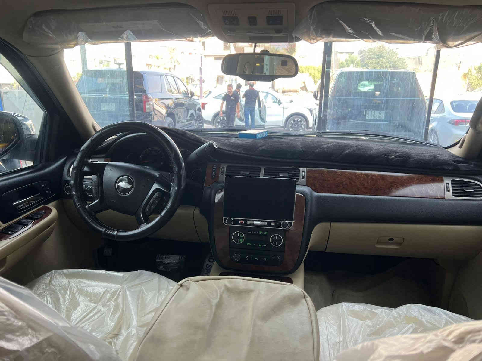 السلام عليكم 
تاهو Ltz موديل ٢٠٠٨سياره خليجيه كير ومكينه مكفولات وخير من الله ابيعلك صبغ حزام لوجود شخوط وتصليحات بغداد بااسمي
السياره منظومه غاز إيطالي 
مسجل طابقين درجه اولى
الكهربائيات شغاله بالكامل بدون نقص
فتحه فيت بم كامله مع ادامه لمنظومه الغاز ومنظومه البانزيين وبلكات ونوزلات بالكامل
السعر ١٨٥وبيهه مجال قليل مكاني بغداد حي اور
الاتصال
***********
