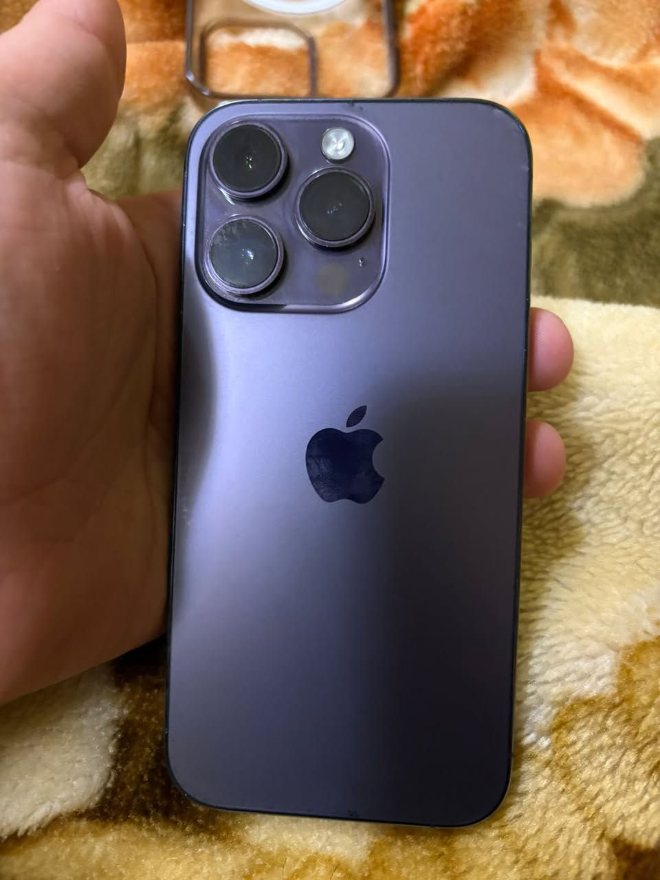 ايفون ١٤ برو ذاكرة  ٢٥٦ لون بنفسجي ممفتوح بطارية ٧٤٪؜ مكاني بغداد حي جامعه السعر ٦٤٠ الف 

***********
