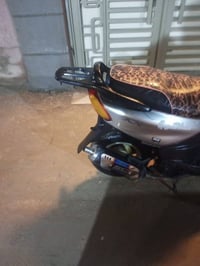 ماكس قجمه مامفتوح السعر 450وبيه مجال بصيط هذا رقمي 07812457716