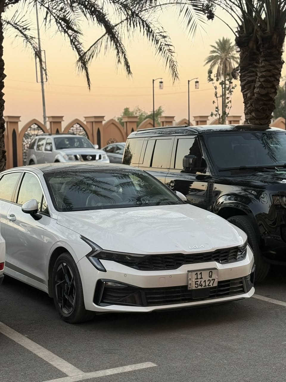 السلام عليكم k5
موديل 2024 
فول مواصفات مال دولية 
ماشية 17,000
مكفولة من الصبغ والتبديل 
السعر 230 
واتس اب ***********
