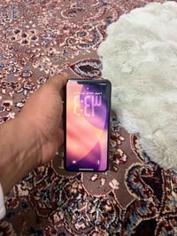 ايفون ١١ برو ماكس ذاكره ٢٥٦ بطاريه٩٢ جهاز مابيه أي اشكال و مامفتوح بلا...