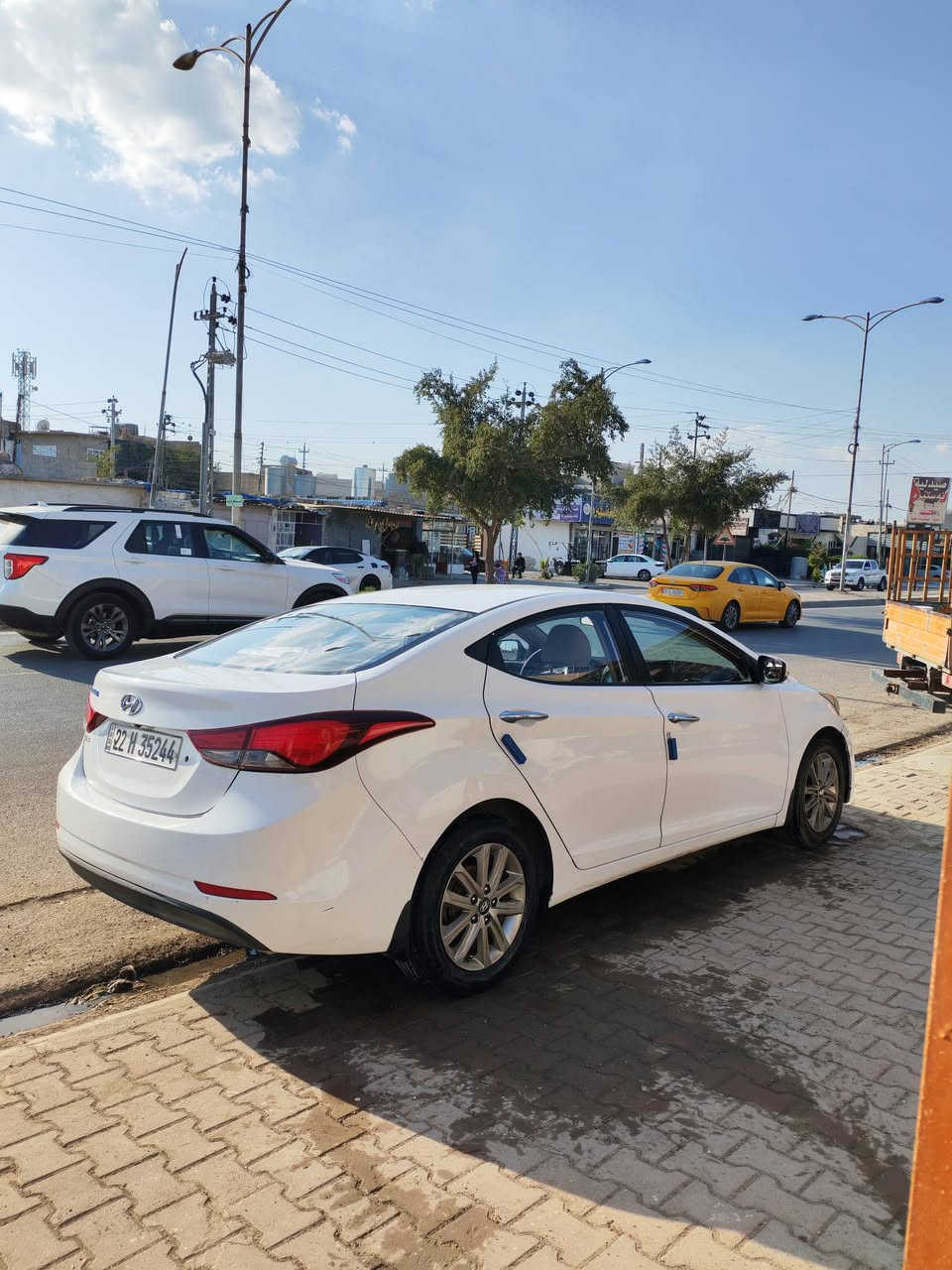 سلام عليكم - للبيع النترا 2015
رقم اربيل
خليجي فول عده البصمه ماشية 
تخم تايرات جديد  - محرك 1800
تبريد فول - تعديل بارد جوة قبغ بنزين 
سعر 135$ بيها مجال بسيط 
 مكان كركوك 
***********
***********
