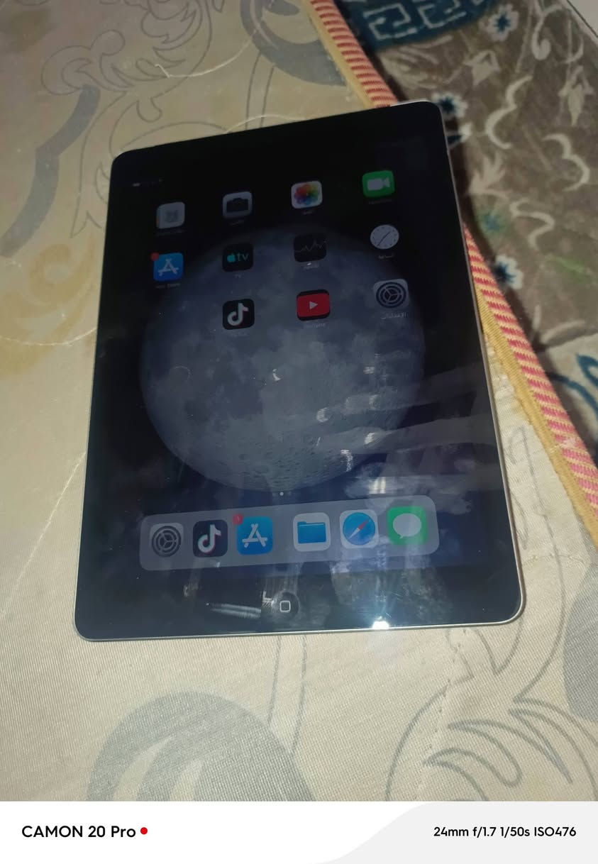 سلام عليكم ايباد ايفون للبيع مكان ورديه خارج ب110وبي مجال ما مستخدم شيء قليل جديد الايباد ستفسار عرقم او خاص***********
