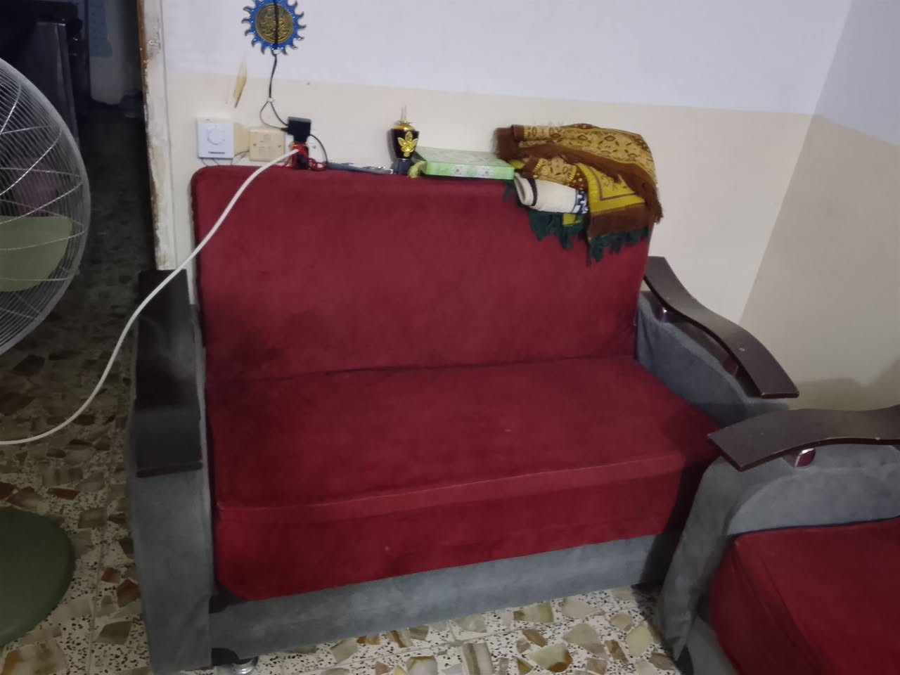 تخم قنفات سعر مناسب مال ستعجال الي يريده بخدمته مكاني عطيشي حي زهراء ***********
