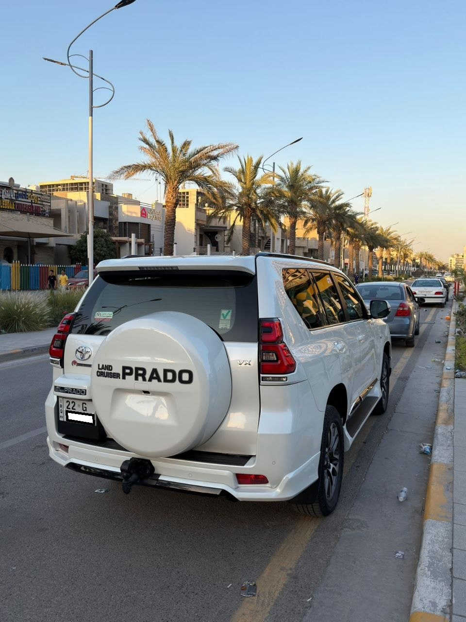 برادو 2023 VX رقم اربيل مكفولة وباسمنا  ضمان SAS  فول مواصفات 1/1 رقم شبه مميز اربيل

باب اول دبل ماوس ستيرن كهرباء 

داخل جل 

تبريد بالكشنات 

7 راكب 

6 سلندر 

بصمة وتشغيل عن بعد 

ماشية 50 

السيارة جديدة وبدون صبغ وبدون بارد وتبديل 

للبيع بسعر 46500$ بيهه جال بسيط 

الاتصال على هاتف ***********

العنوان /بغداد

