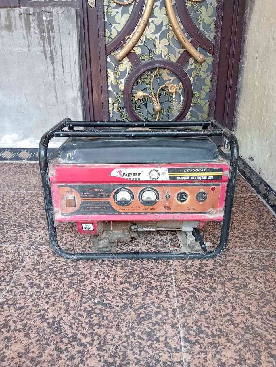 مولد شغال للبيع ب 70.  ***********
