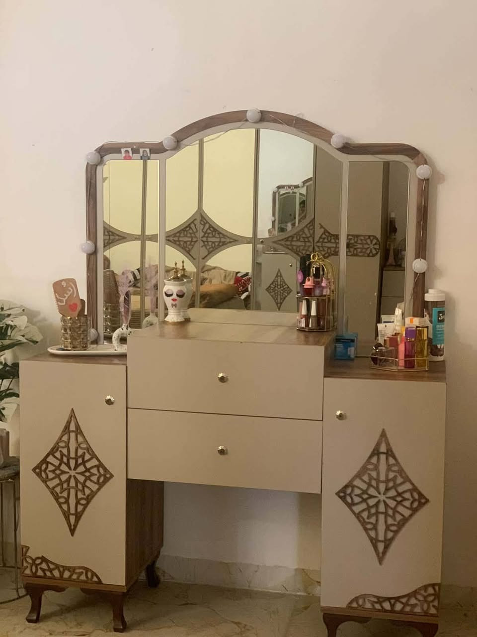 عندي غرفه تركيه شبابيه للبيع ٨قطع تكمه باب اول مكان الغزاليه


**إذا كنت صاحب هذا الإعلان وتريد حذفه لأي سبب، رجاءا أرسل رسالة إلى الدعم الفني**