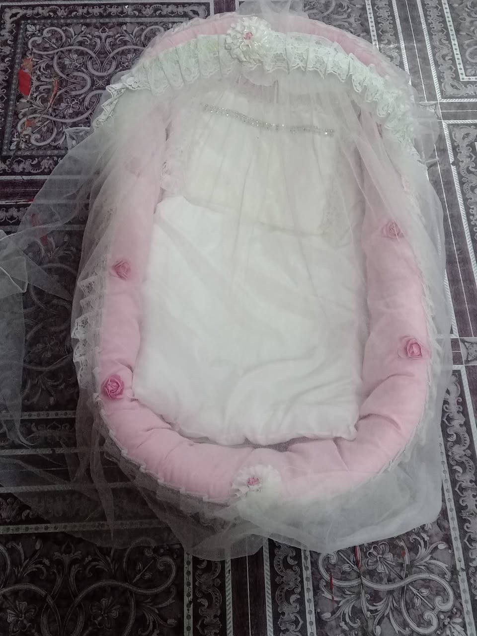 كاروك للبيع سعر 35 وبيه مجال للستفسار.    ***********
