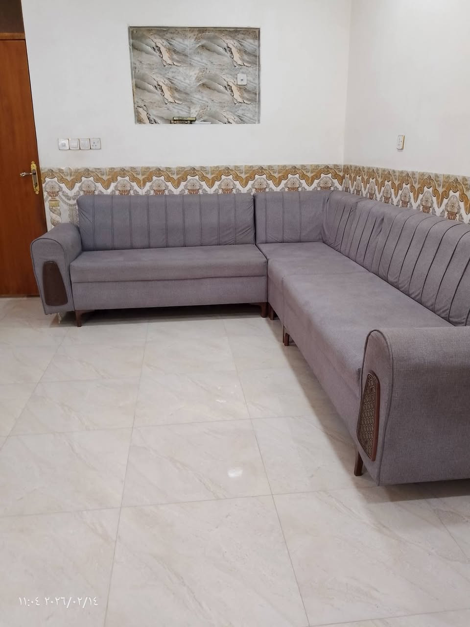 تخم ديوان ٨ مقاعد للبيع العنوان أبو غريب خرنابات رقم ***********او***********
