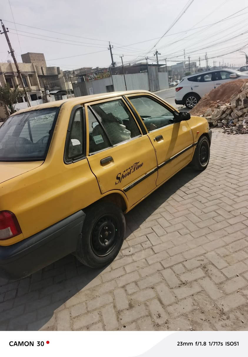 سلام عليكم سايبه مديل 2013 سياره خير من الله مكفولة من ضربه شواصي نضيفه محرك بي لا ستيك وألف لا تنقيص ولا تبخير كير مكفول سياره جاهزه  سياره بسمي هيه و غرامات مصفره مكاني بغداد مدينة الصدر هاذ رقم غير متواجد عل فيس ***********
