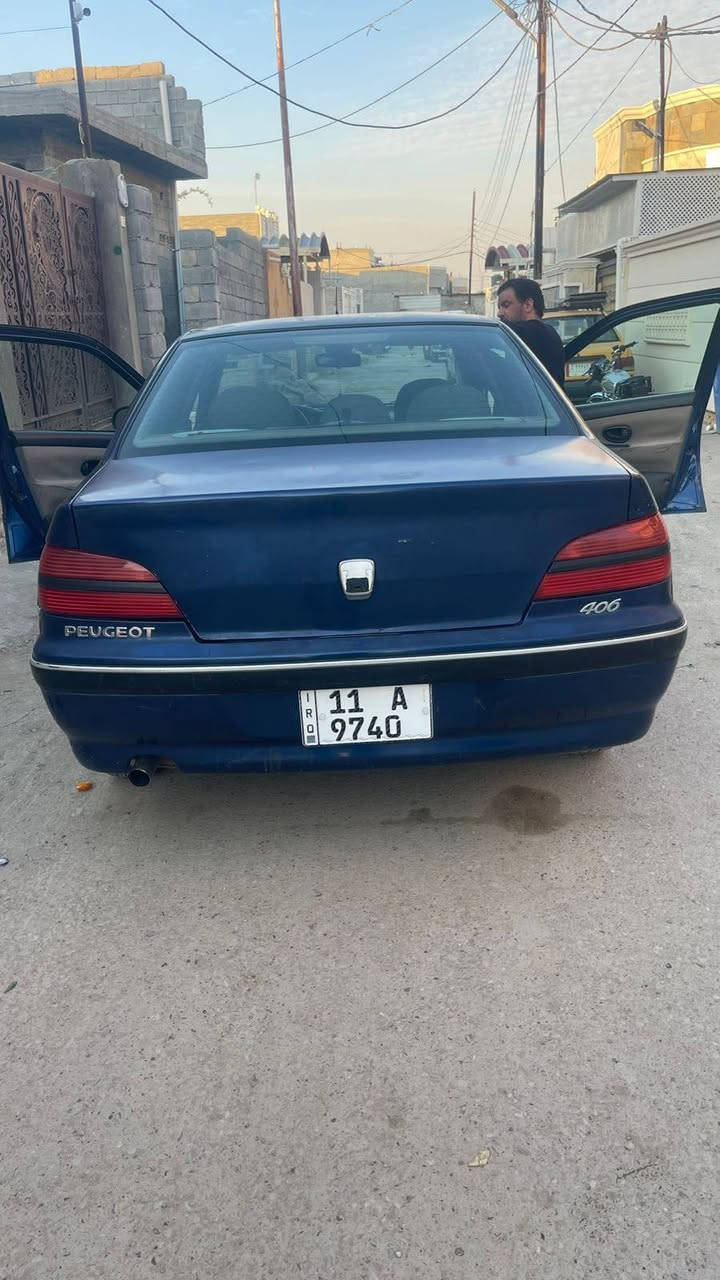 السلام عليكم ورحمه الله 
بيجو فرنسي 2001 باسمي السياره شوفت عينك تجي وشوف خير من الله كير مكينه تبريد صدر تاير كلهن خير من الله جدد عنواني وره البوابه مال الراشديه قرب مطعم سامان السعر 43 وبيها مجال قليل الاستفسار اتصل ع ***********
