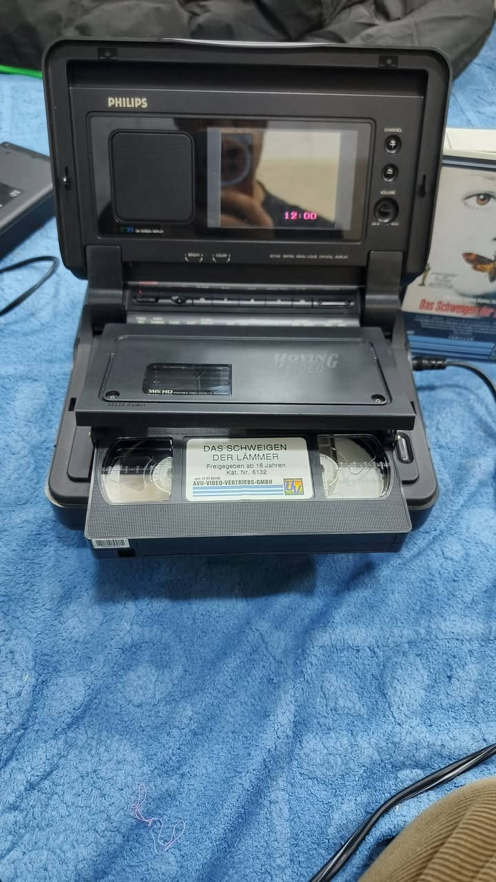 للبيع  فيديو كاسيت vhs شغال على الفحص


**إذا كنت صاحب هذا الإعلان وتريد حذفه لأي سبب، رجاءا أرسل رسالة إلى الدعم الفني**