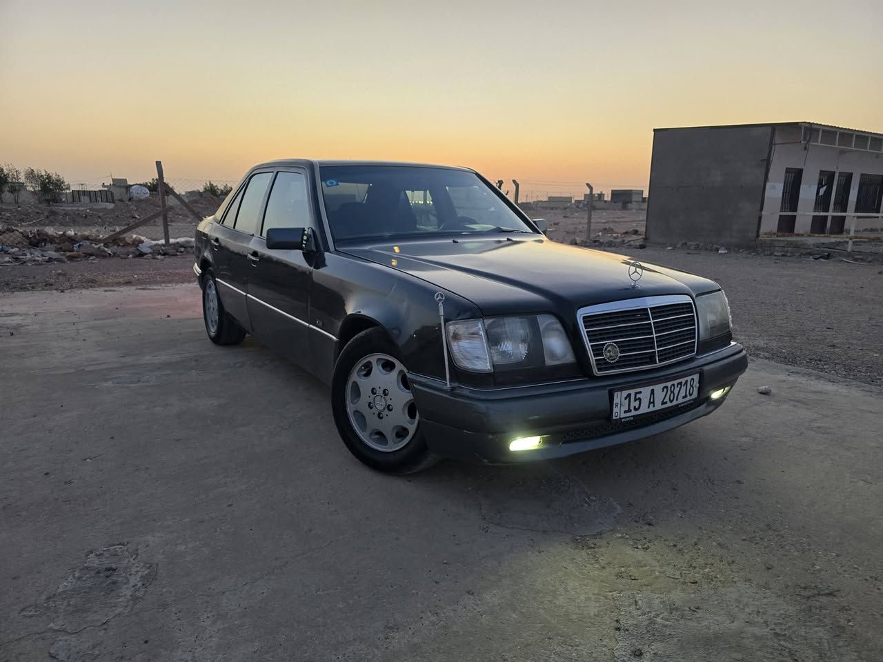 مرسيدس بيبي دب 320
موديل 1992

محور مكينه 2500 VVT

سعر 60 ورقه وبيها مجال 

مواصفات جام كهرباء فتحه

كشنات كهرباء دعاميه AMG

 تبريد شغال السياره جاهزه

 رقم أنبار نكليزي بسمي مداور اي محافظة

 مكان السياره نجف

للاستفسار ***********

               ***********
