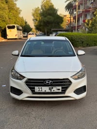 هونداي اكسنت 2019 وارد امريكي  بيهه صبغ جاملغ وباب فقط وبدون دواخل  مو...