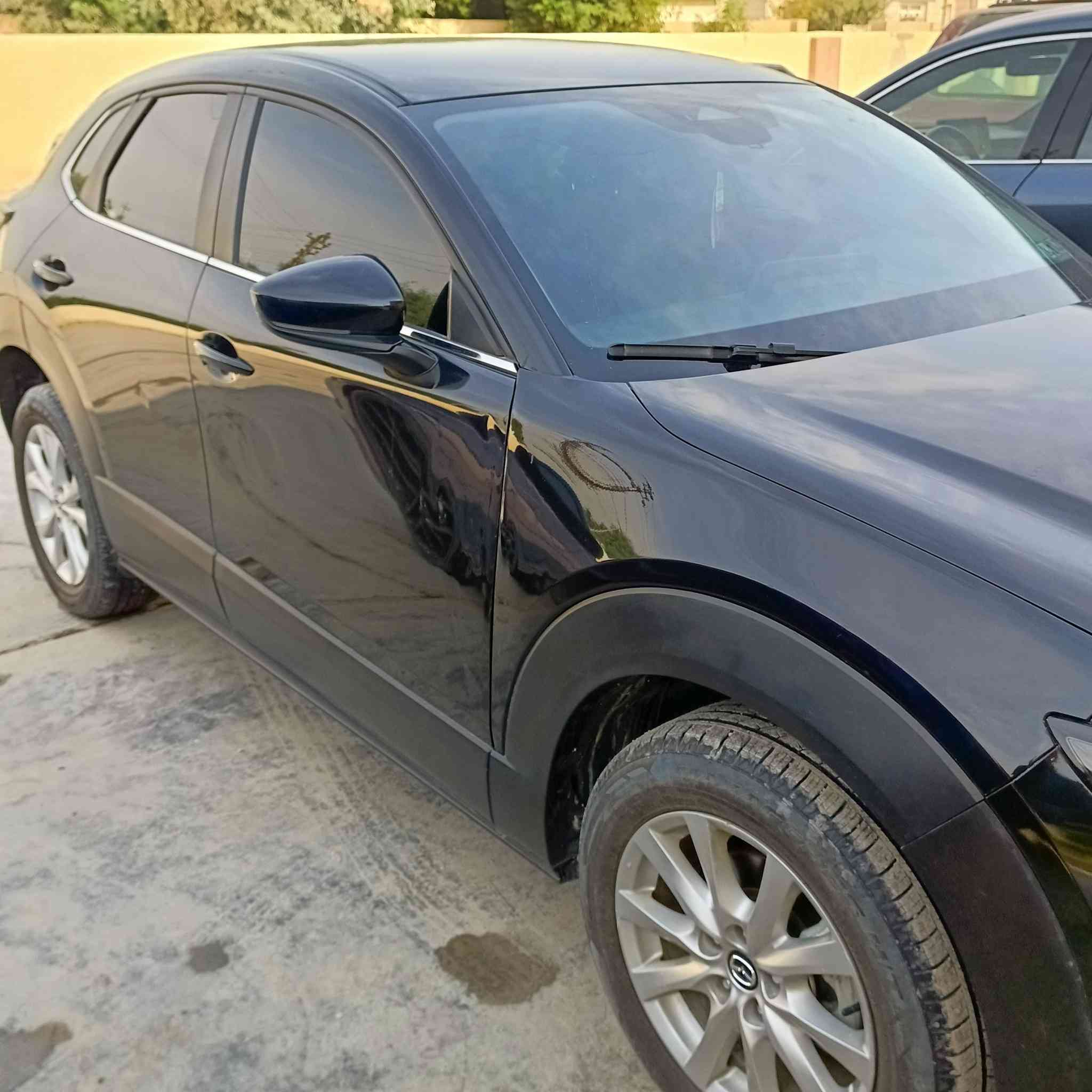 للبيع  مازدا CX-30 AWD موديل2024 – رفاهية يابانية بلمسة رياضية لون اسود تبديل بيه قطعه بس بنيد صبغ
✨ دفع رباعي ذكي  AWD

🛠️ محرك 2.5 لتر – 4 سلندر تنفس طبيعي

  سيارة رياضية متعددة الاستخدامات/كروس أوفر

⚙️ ناقل حركة أوتوماتيكي 6 سرعات

⛽ اقتصادية: صرفية ممتازة للوقود

🎯 191 حصان عزم فوري

🛡️ أنظمة أمان متقدمة (رادار، فرامل طوارئ، مانع انزلاق)

🖥️ شاشة 8.8 إنش + أبل كار بلاي & أندرويد أوتو

📸 كاميرا خلفية + حساسات

🪑 مقاعد قماش فاخرة

🛞 جنوط 17 إنش رياضية

‏🇯🇵 صناعة يابانية بجودة عالمية

السعر تعال خاص وتدلل

📩 للاستفسار أكثر تواصل عالخاص

ماشي29الف كيلو

📍 الموقع:سامراء ***********
