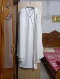 ملابس • للبيع • بدون تفاصيل