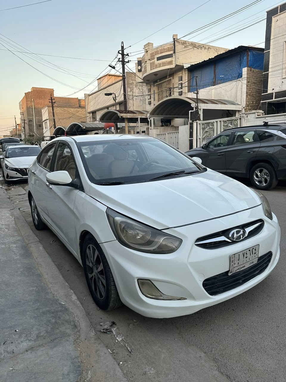 السلام عليكم
اكسنت ٢٠١٤ خليجي
محرك ١٦٠٠ دوش
ماشية ٢٢٩ 
رقم بغداد
بيها بابين من جهة السايق وجاملغ من جهة السكن 
البنيد مصبوغ نصه اثر جراد
السعر ٨٥ وبي مجال حگ الجية
مكاني بغداد الجديدة
***********
