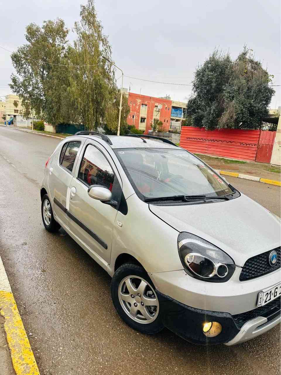 جيلي بانده البيع موديل2013 مكينه كير شرط كير اتمتيك سنويه جديد لحد 30 بسمي بي تفتر بنزين ⛽️ تبريد ثلج ❄️ بي قطعتين صبغ سياره جهز مابي نقص سعر 53 بي مجل كركوك واسطي *********** كركوك, العراق
