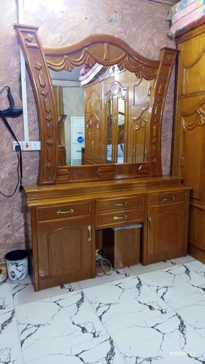 غرفه صاج عراقي تفصال مسويها 3 ملايين ونص يردوها مليون وبيها مجال رقم *********** البصرة, العراق
