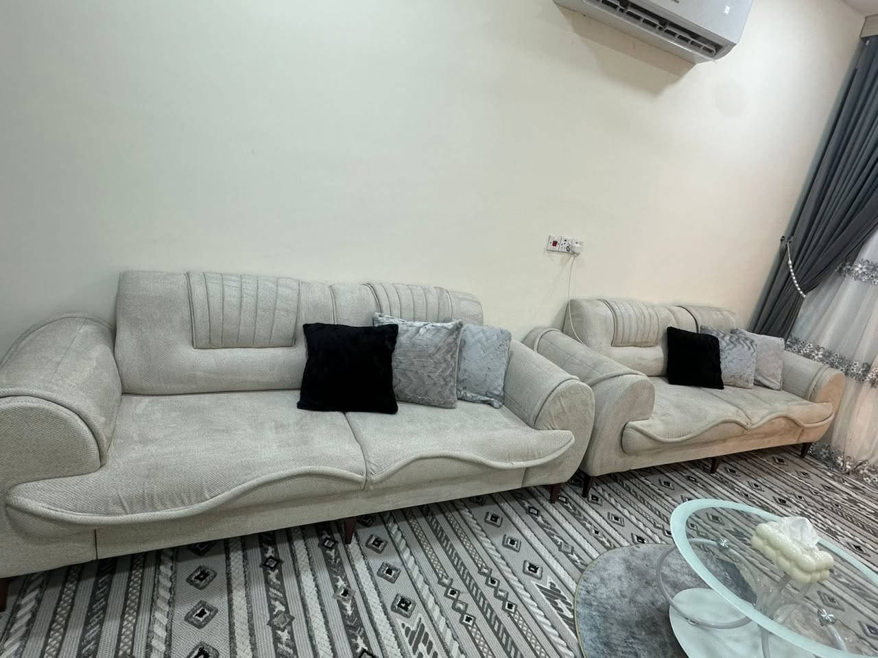 السلام عليكم تخم ٨ مقاعد تفصال نضافه فول مابي اي ضرر السعر ٦٠٠ وبي مجال


**إذا كنت صاحب هذا الإعلان وتريد حذفه لأي سبب، رجاءا أرسل رسالة إلى الدعم الفني**