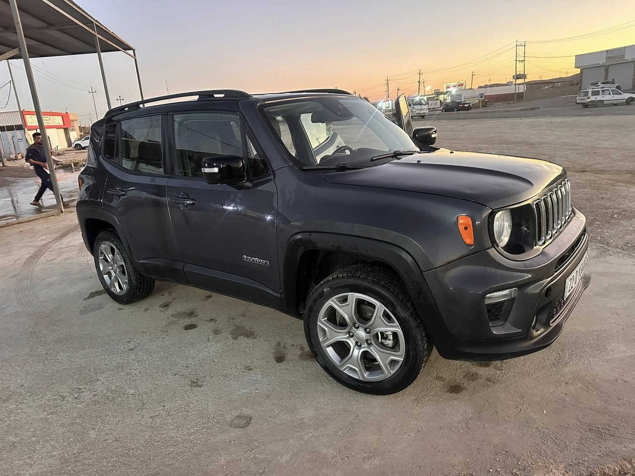 جيب رنكيد 2022.
ماشيه 29 الف بس 

ضرر  راس البنيد.  وجاملغ

السعر 150 وبيه مجال.  تقرير حادث موجود 

مراوس فقط  ***********
