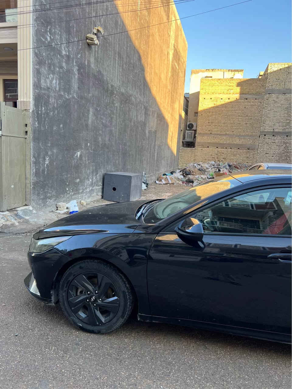 هيونداي النترا موديل ٢٠٢٢ لون اسود وارد امريكي محرك الفين حادث صبغ قطعه وحده فقط بابين بارد 
ماشيه ١٠٧ كيلو مكانهه بغداد رقمهه اربيل والسياره ب اسمي 
ويحتاجلها تعديلات للاستفسار 
*********** 
حي الجهاد بغداد, العراق
