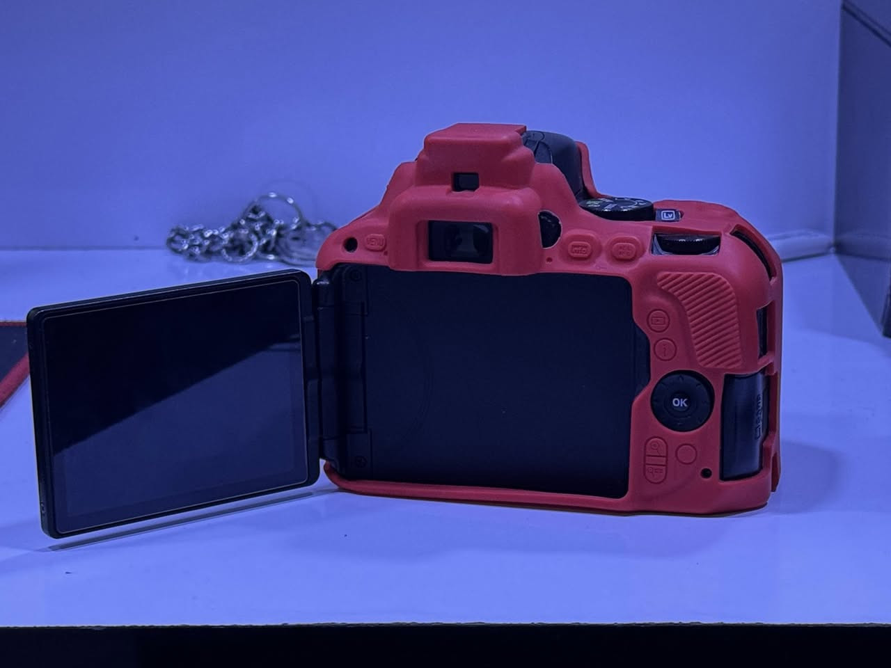 كاميرا #نيكون 5600 بدي او تريد معاه عدسه 180 الكاميرا اخو الجديد مستعمل قليل #شطر ما واصل 300صوره شرط ضمان شخط ما بي للاستفسار المراسله على الخاص

يوجد توصيل


**إذا كنت صاحب هذا الإعلان وتريد حذفه لأي سبب، رجاءا أرسل رسالة إلى الدعم الفني**