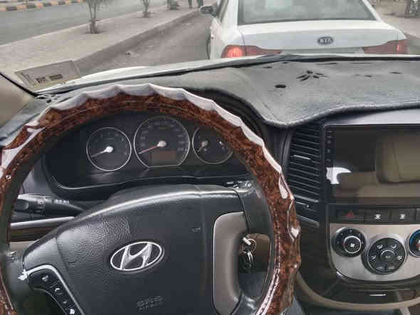 سنتافي 2012 مكفولة مكينة 2400 السعر 140
***********
