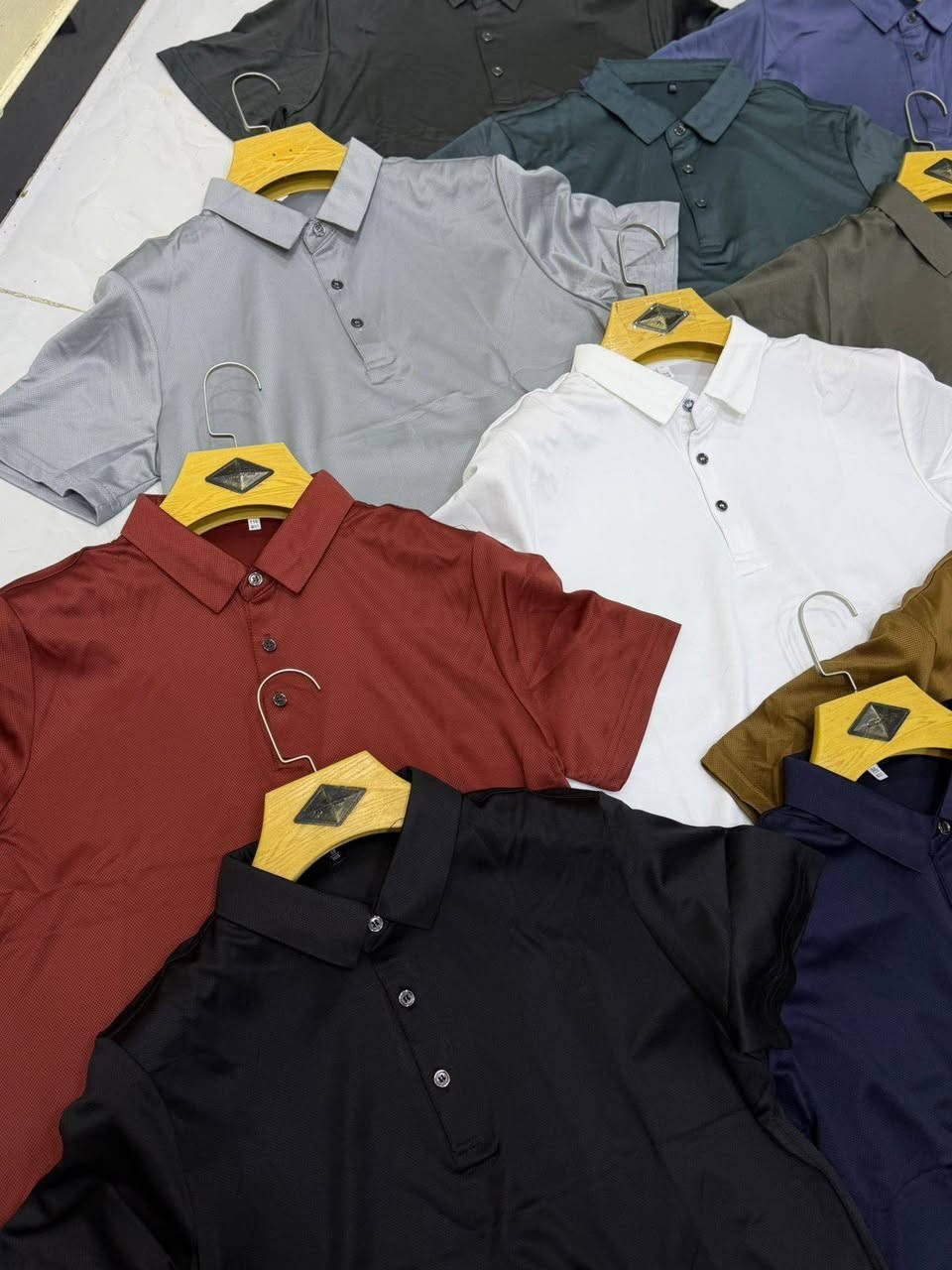 بدي حرير ناعم   
قياسات 
M.4XL
صيني 
الدرزن 12 قطعه ب 48 الف 
تطلع القطغة ب4 فقط 
يوجد توصيل لجميع مناطق العراق


**إذا كنت صاحب هذا الإعلان وتريد حذفه لأي سبب، رجاءا أرسل رسالة إلى الدعم الفني**