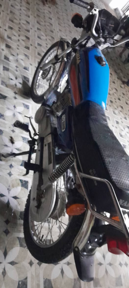 سلام عليكم
ارشه للبيع دراجه حلوه مقدم كله جديد اصلي اشاير بك لايت هم جديد تانكي جديد الدراجه مال واحد جناي مديل 2016اوراق بسمي من الوكيل مداور ثاني يوم السعر 500 وبيهه مجال شراي اتصل وبخدمتك مارجعك مكاني نجف شارع المطار للإستفسار الاتصال ***********
