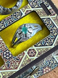 زمرده كولنبيه صياغه ايرانيه زنجان قياسه ٣٠ قطعه ناعمه للتواصل ٠٧٧١٠٥٧٢...