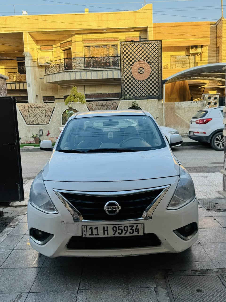 للبيع نيسان سني هندي
2019 كفاله عامه من الصبغ و التبديل و الحادث بليته زركه ماشيه 100 الف كيلو متر سيارة نضيفه جداً استخدام شخصي ويل 15 كامره و شاشه و حساسات و داخل كشنات و سقف و ارضيه مدوشم رقم بغداد دولي بأسمي تحويل ثاني يوم جاهزة من كل النواحي مابي اي نقص حداديه كير محرك تبريد كله شغال هزة جديدة سنويه للـ2029 
السعر 108 
العنوان بغداد السيدية 
للتواصل ***********
