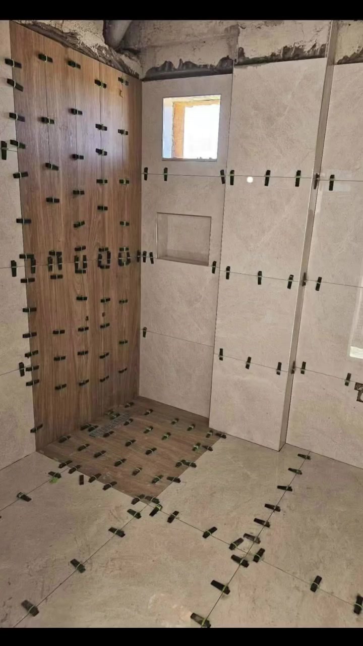 السلام عليكم بعد ازن الادمن كادر مصري درجه اولي تسليم مهندس درجه اولي ***********
