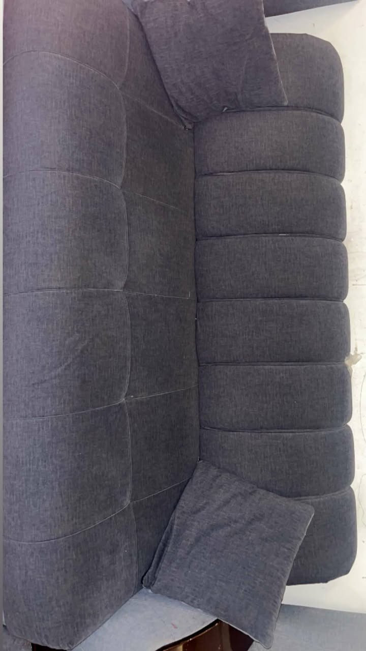 تخم للبيع ١٠مقاعد اللون رصاصي  التخم نظيف جدا استعمال ٦اشهر يرادله غسل فقط مكاني بغداد منصور


**إذا كنت صاحب هذا الإعلان وتريد حذفه لأي سبب، رجاءا أرسل رسالة إلى الدعم الفني**