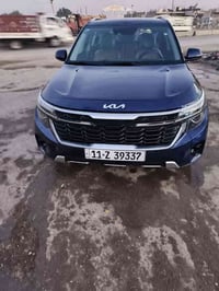 كيا سيلتوس EX 2024  حادثهة كما موضح بالصور تبديل باب خلفي يسار وتصليح ...