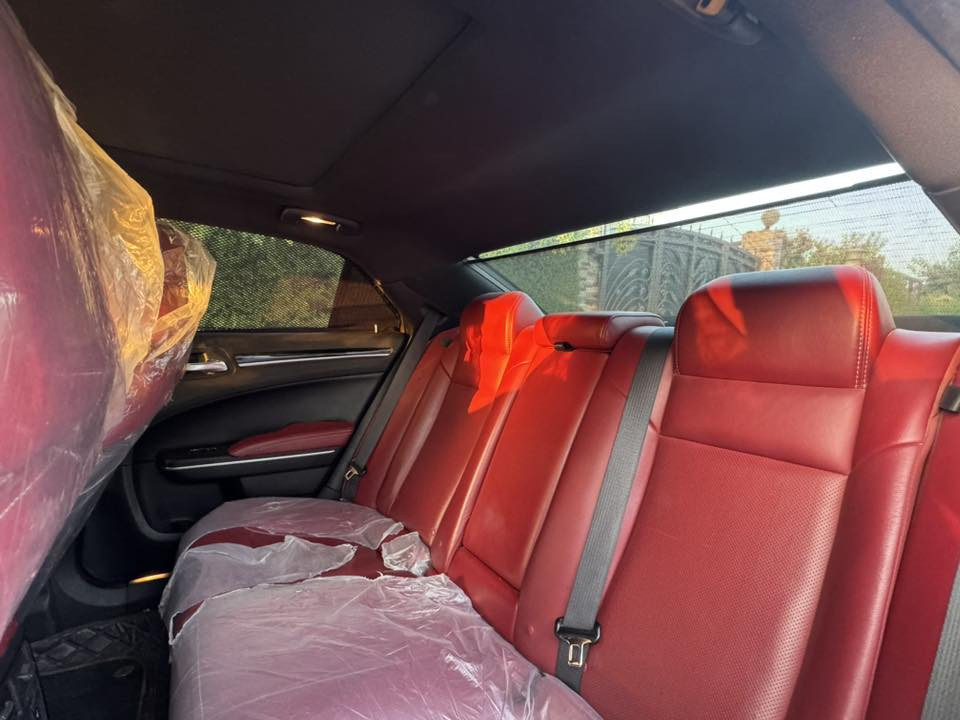 اوباما 2021 s300
كلين تايتل
وارد كندي وكالة هارلم 
اعلى مواصفات 
داخل احمر 
بردة خلفية 
كشنات خزن ميموري
كشنات تدفئة تبريد 
ستيرن تدفئة 
رادار امامي خلفي جانبي 
دعامية دبل لحية 

السعر 355$

مكان السيارة كركوك 
***********
