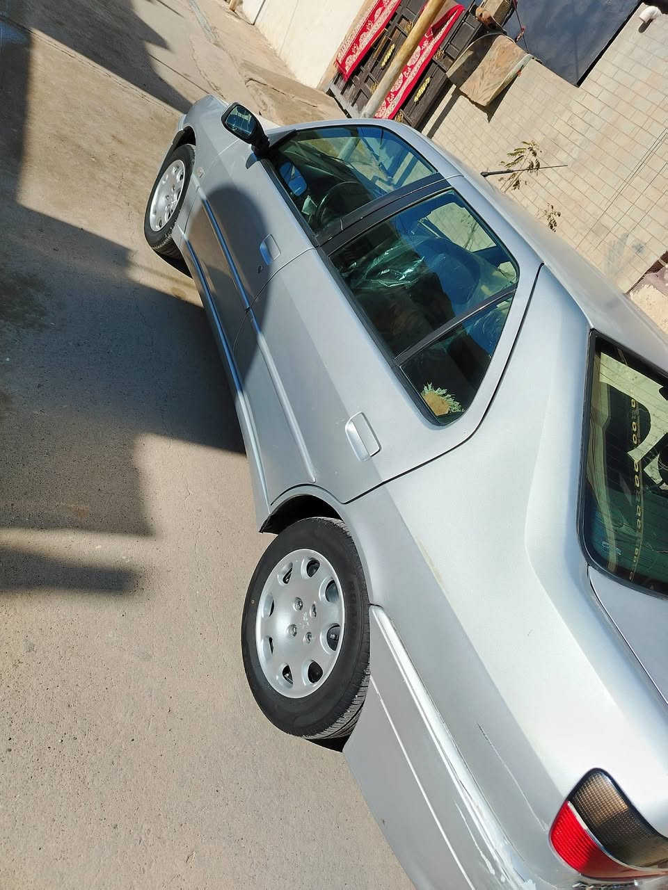 السلام عليكم بيجو للبيع موديل ٢٠٠٢ رقم كركوك مشروع وطني   كير محرك صدر تبريدكله بالشرط السياره بيه صبغ صفحة السايق فقط شخوط جاملغ الخلفي معجون قليل والباقي مكفول السياره على وضع الشركة سويج الشركة مامستخدم موجود بالسياره مكاني كركوك السعر 60 وبيها مجال الرقم
 ***********
