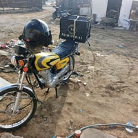 أربعة كير البيع 725وبيه مجال 07724773572