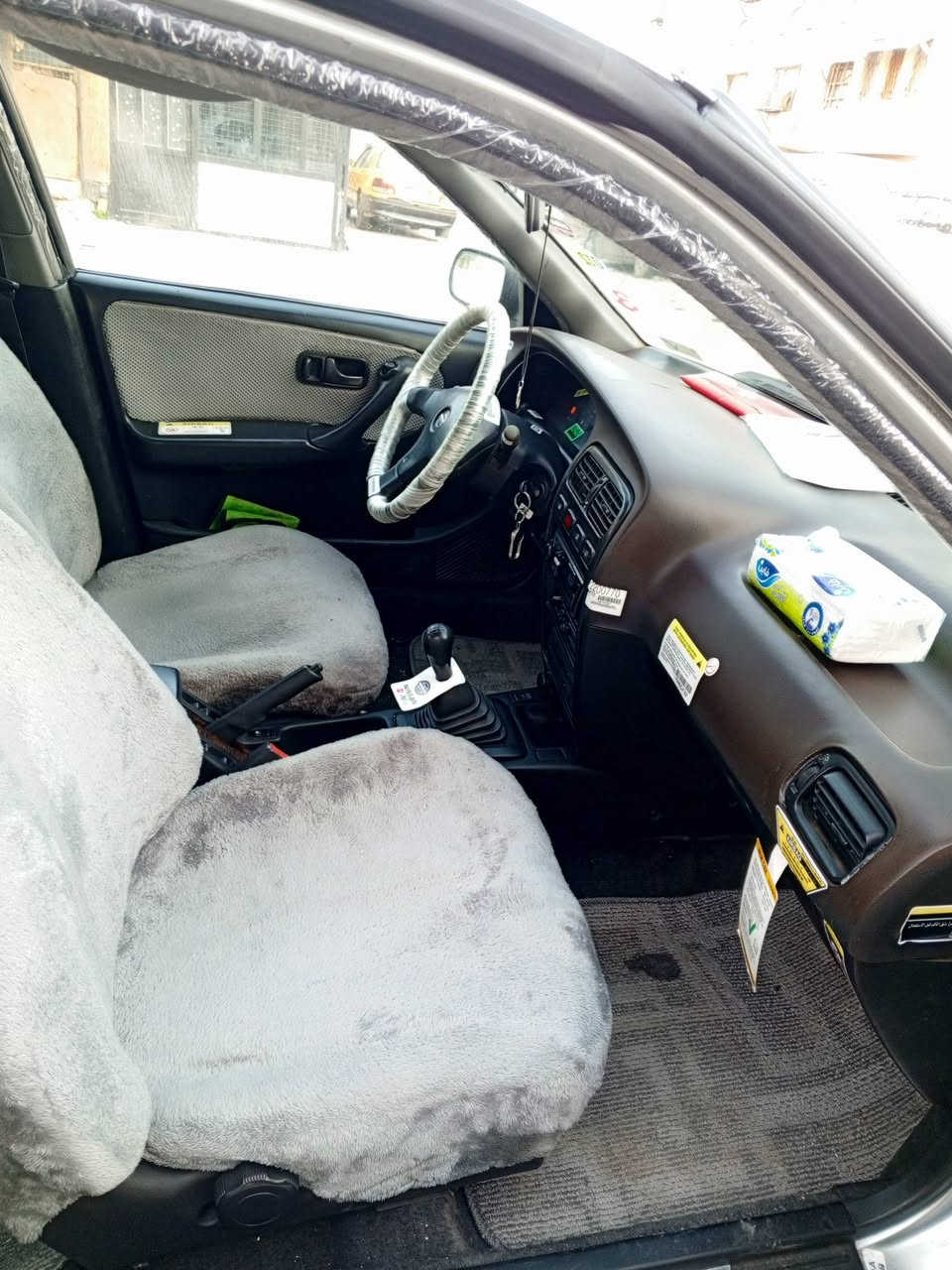 سلام عليكم 
سياره نيسان برميرأ
موديل ١٩٩١
سياره خير من الله كله ع بلاد 
تايرات جديد 
داخل نضيف
تبريد ثلج 
تدفئه  
مكينه خير من الله 
مرشوشه للجماليه 
كفاله عامه 
للاستفسار ***********
السعر خابر ع رقم اني مو صاحبه
