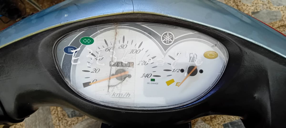 بريز نوزل  برغي مامفتوح بيها موديل ٢٠١١  كفاله عامه من كلشي كفرات ختم واحد دراجه بل جيس تراي وين ميعجبك السعر 800وبيه مجال ***********
