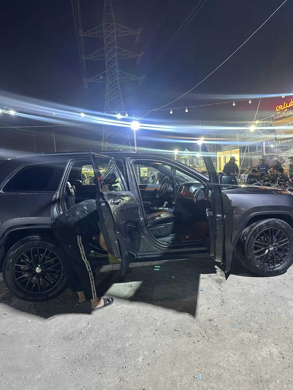 جيب شيروكي موديل 2018  ماشيه 112 حادثها بنيد فقط بدون اي دواخل (السعر 187) قابل للتفاوض 
الاستفسار ***********
صور الحادث والسونار مرفقة بالمنشور فول مواصفات ماعدا البنوراما بصمة تشغيل وبصمة ابواب كشنات جلد كهرباء شاشه كبيره حساسات خلفيه 
جنطة كهرباء شفط  فور ويل4X4 محرك 6 سلندر منافذ فولتية ومنافذ شحن ثلاث وضعيات قيادة تحكم ستيرن أشاير بالمري ويل كب كروم داخل صاج نقاط عمياء السيارة ماشية 112 فقط كلش جديدة وجاهزة من كلشي مكينه وكير وحداديه وتبريد مكفولات مكان السيارة كربلاء المقدسة :لو تلحك لو لا
