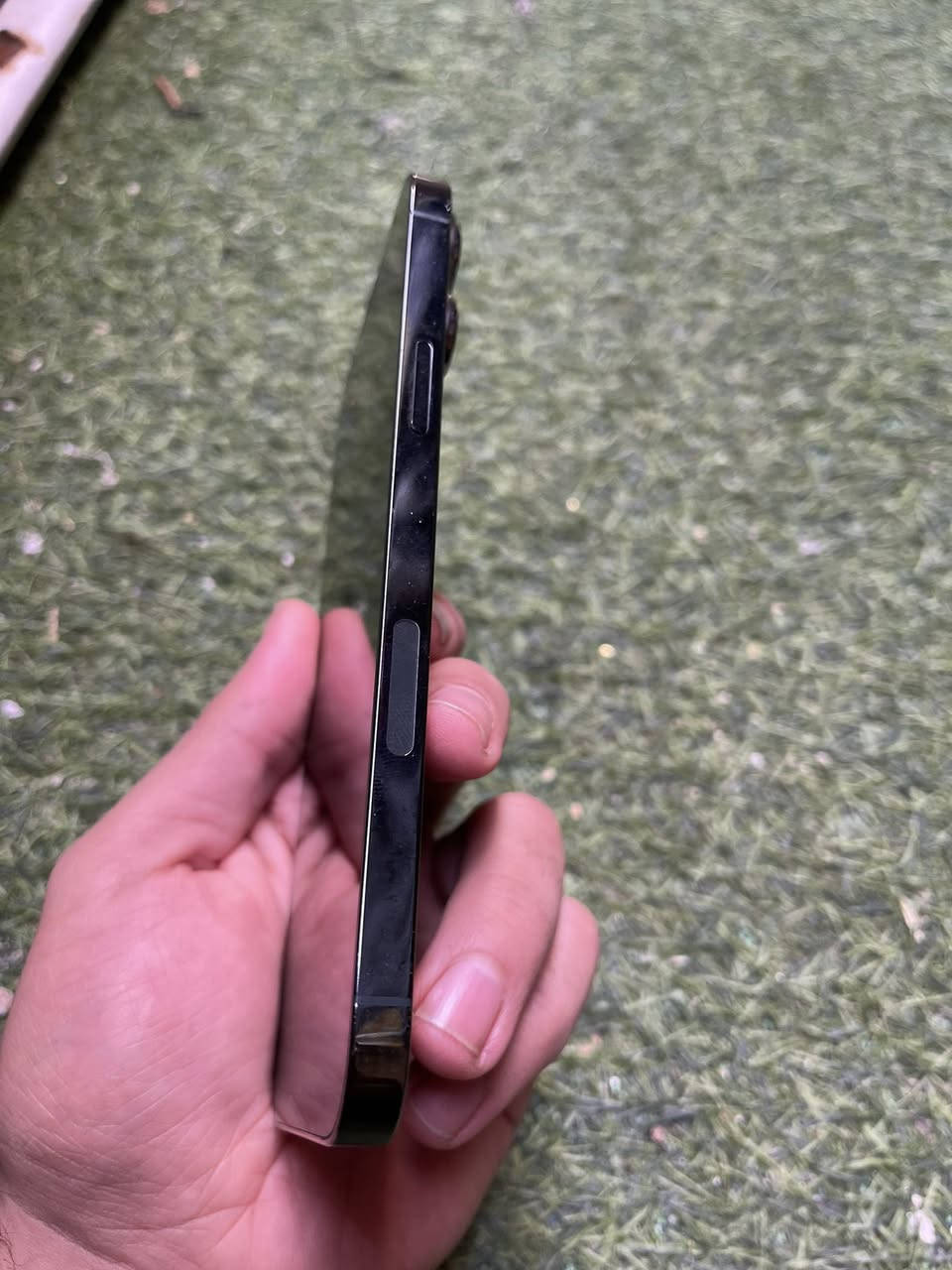 من رخصة الادمن 🤍
السلام عليكم للبيع 
ايفون 13 برو ماكس امريكي 
الذاكره 256 
بطاريه 82 
الجهاز كله بلادي ممبدل اي قطعه 
السعر 650 الف 
بغداد منطقة الشعب شارع عدن 

***********
